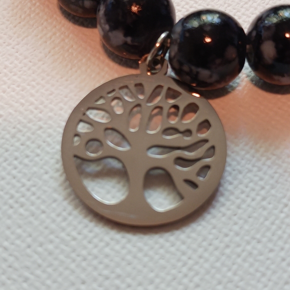 Black Beaded Tree of Life Bracelet - Picture 2 of 3